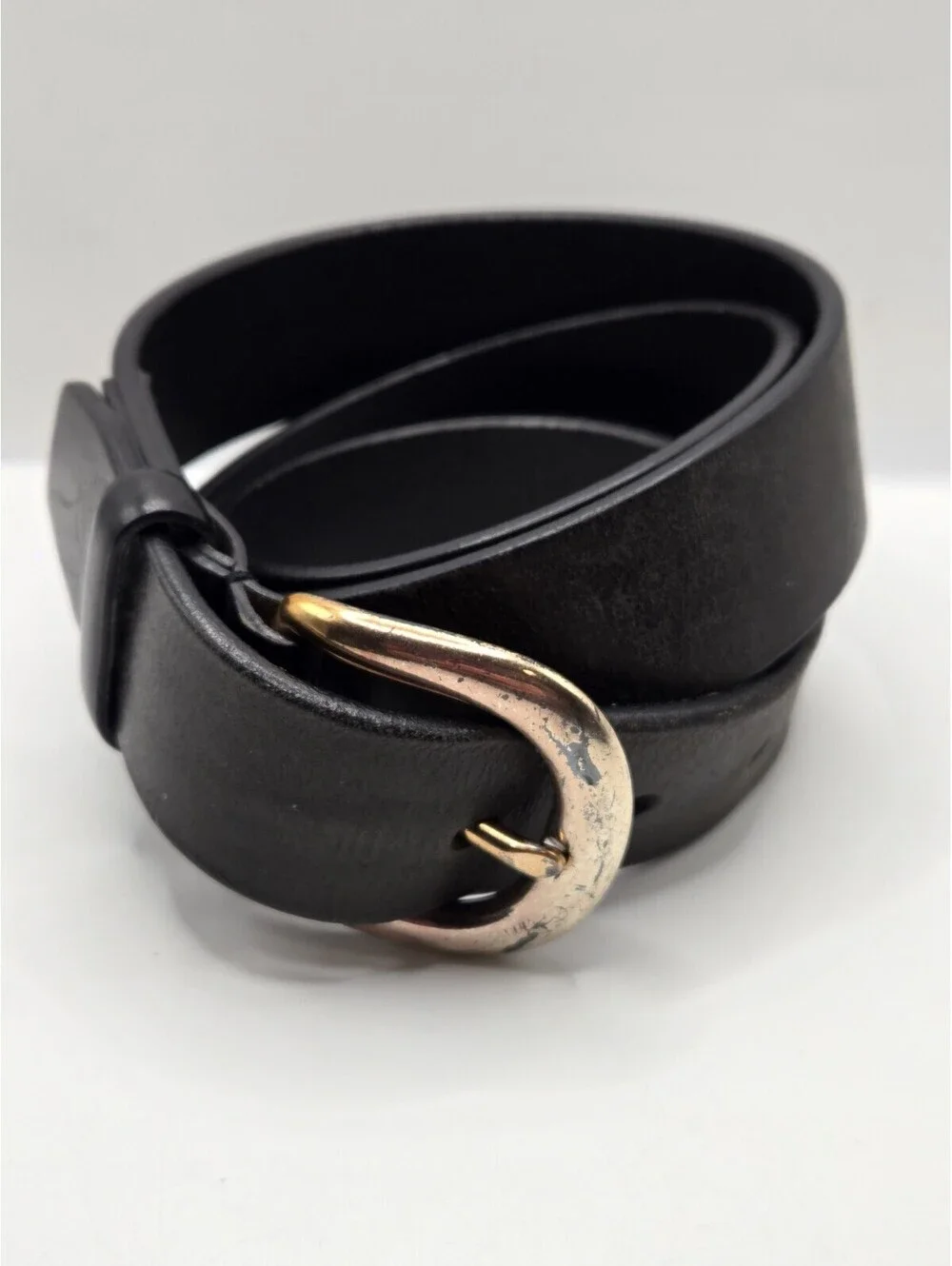 Eddie Bauer Women's Black Leather Belt with Gold Horseshoe Buckle Sz 34